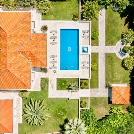 Stylish Kzey, Private Pool Σπίτι διακοπών Σπλιτ